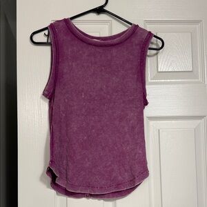 Zenana Outfitters Sleeveless Magenta Tank Top